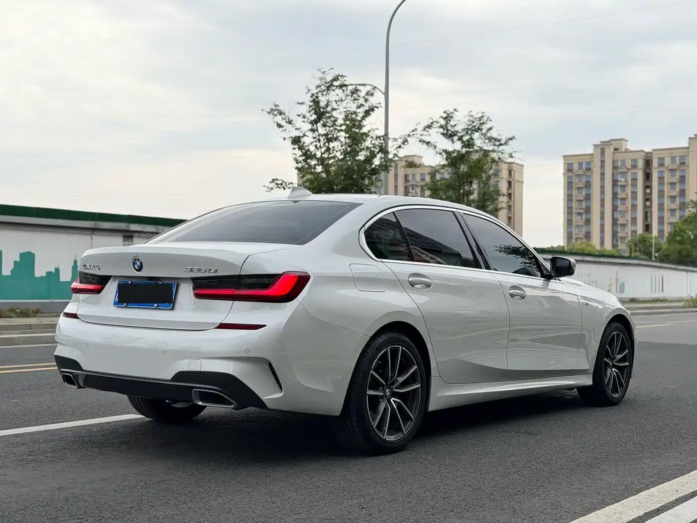 2022 BMW 3 Series Facelift 325Li M Sport Package — миниатюра 9