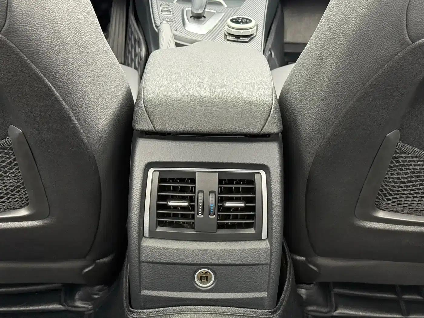 2017 BMW 3 Series 320Li Fashion Edition — миниатюра 6