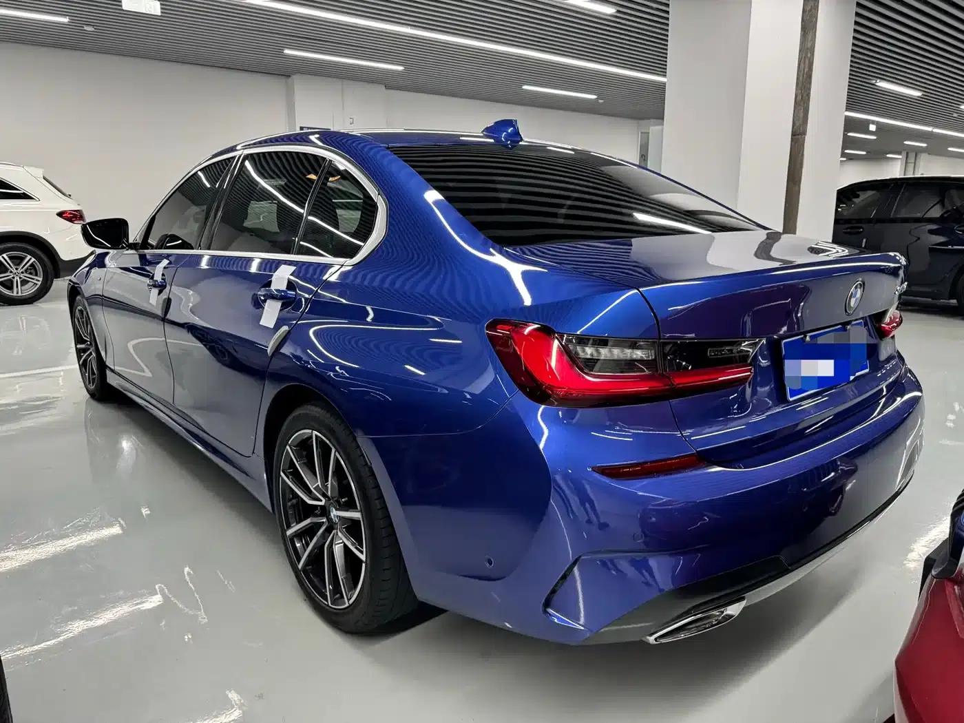 2020 BMW 3 Series 325Li M Sport Package — миниатюра 11