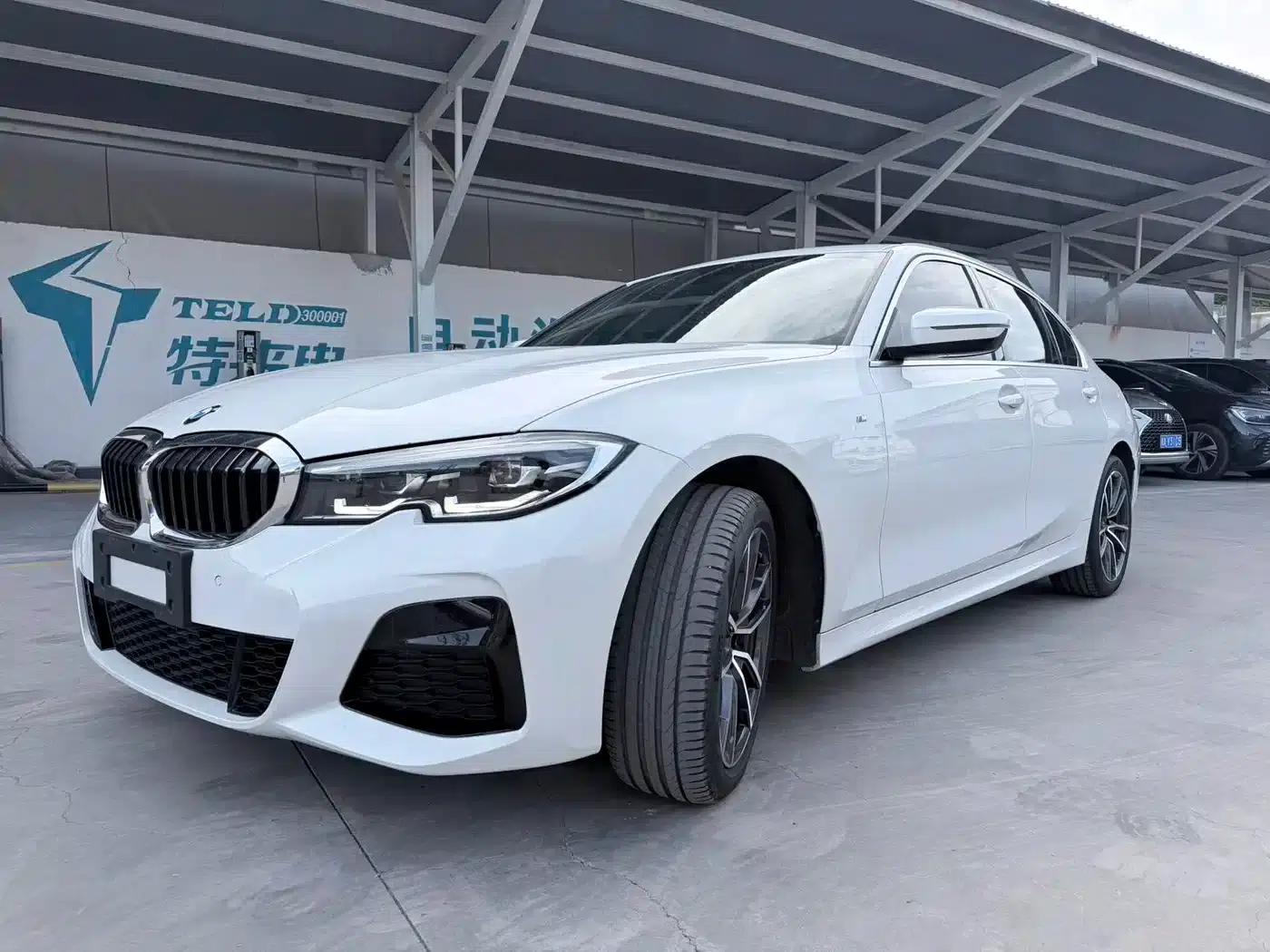 2022 BMW 3 Series Facelift 320Li M Sport Package — миниатюра 2