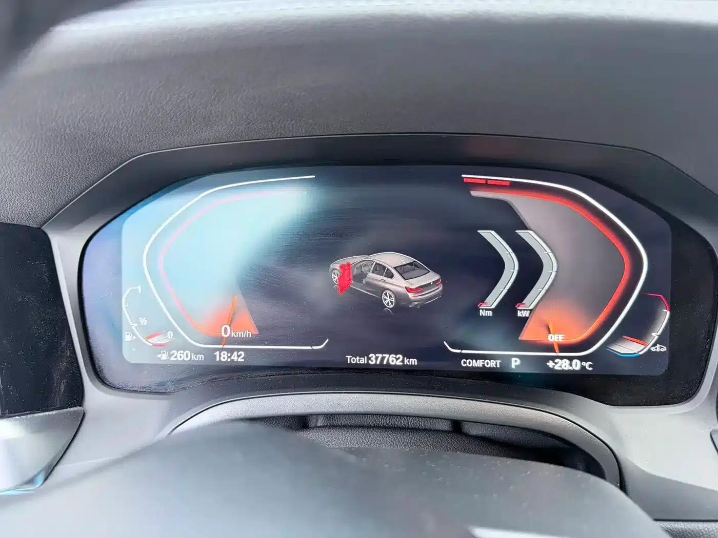 2022 BMW 3 Series Facelift 320Li M Sport Package — миниатюра 14