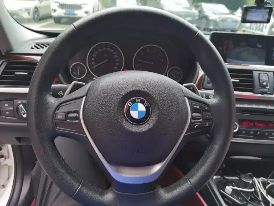 2015 BMW 3 Series 320Li Luxury Design Package — миниатюра 15