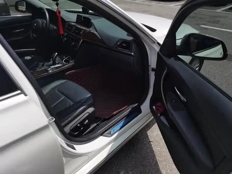 2015 BMW 3 Series 320Li Luxury Design Package — миниатюра 8