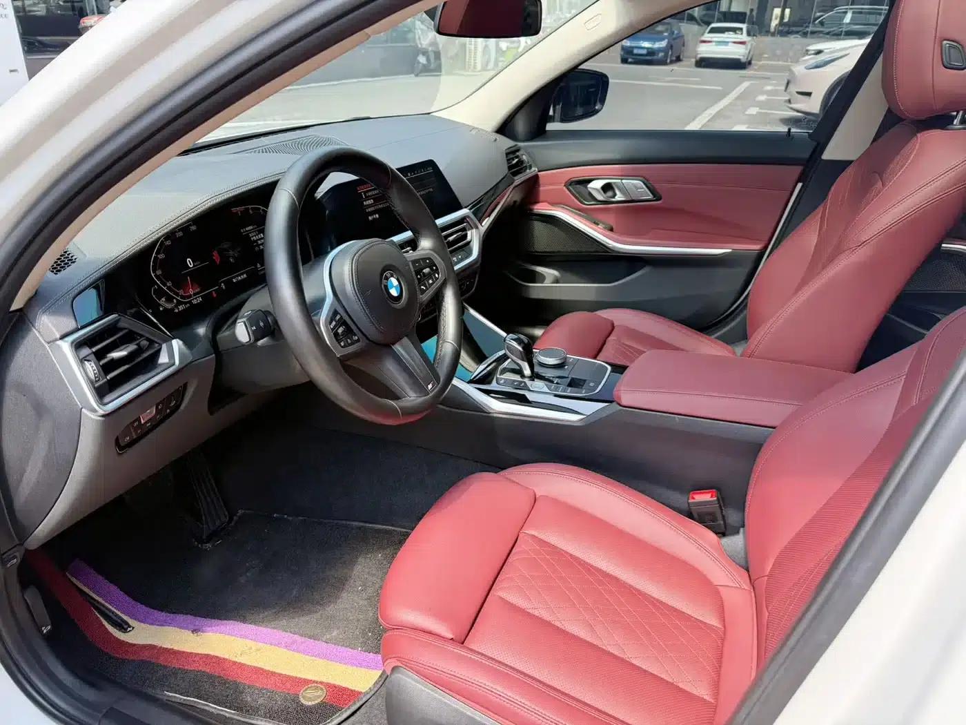 2022 BMW 3 Series 320Li M Sport Package — миниатюра 8