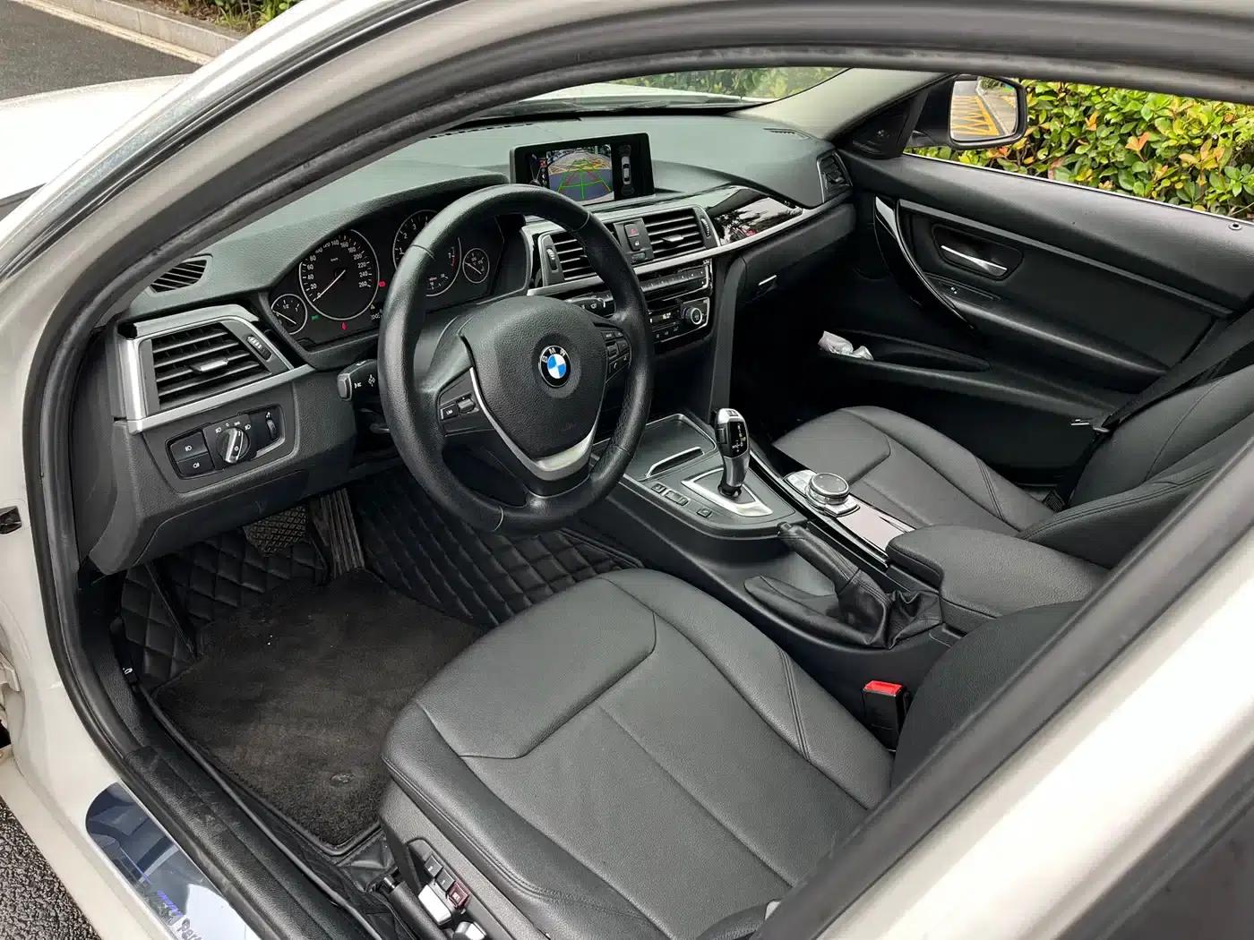 2016 BMW 3 Series 320Li Fashion Edition — миниатюра 12
