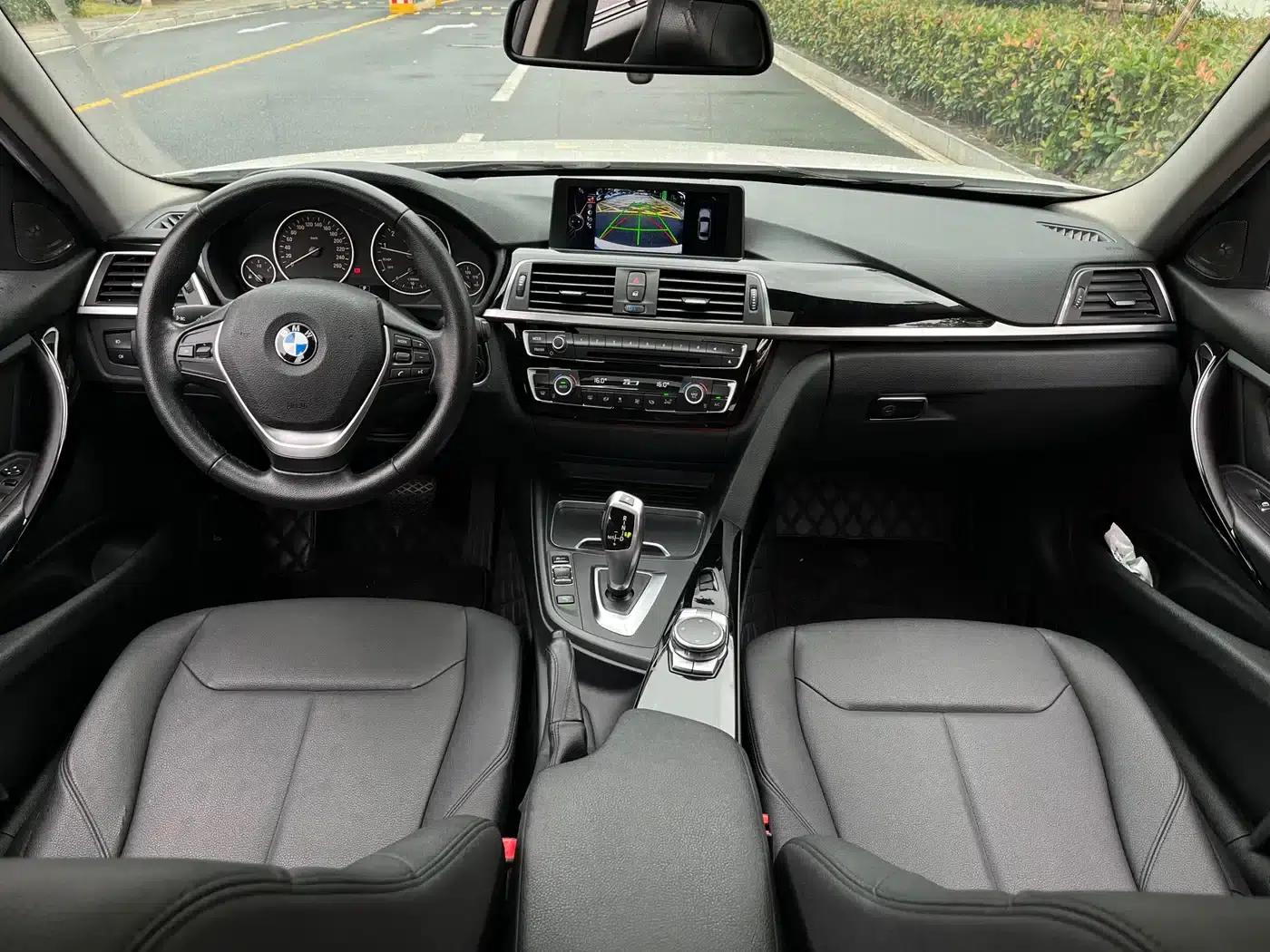2016 BMW 3 Series 320Li Fashion Edition — миниатюра 15