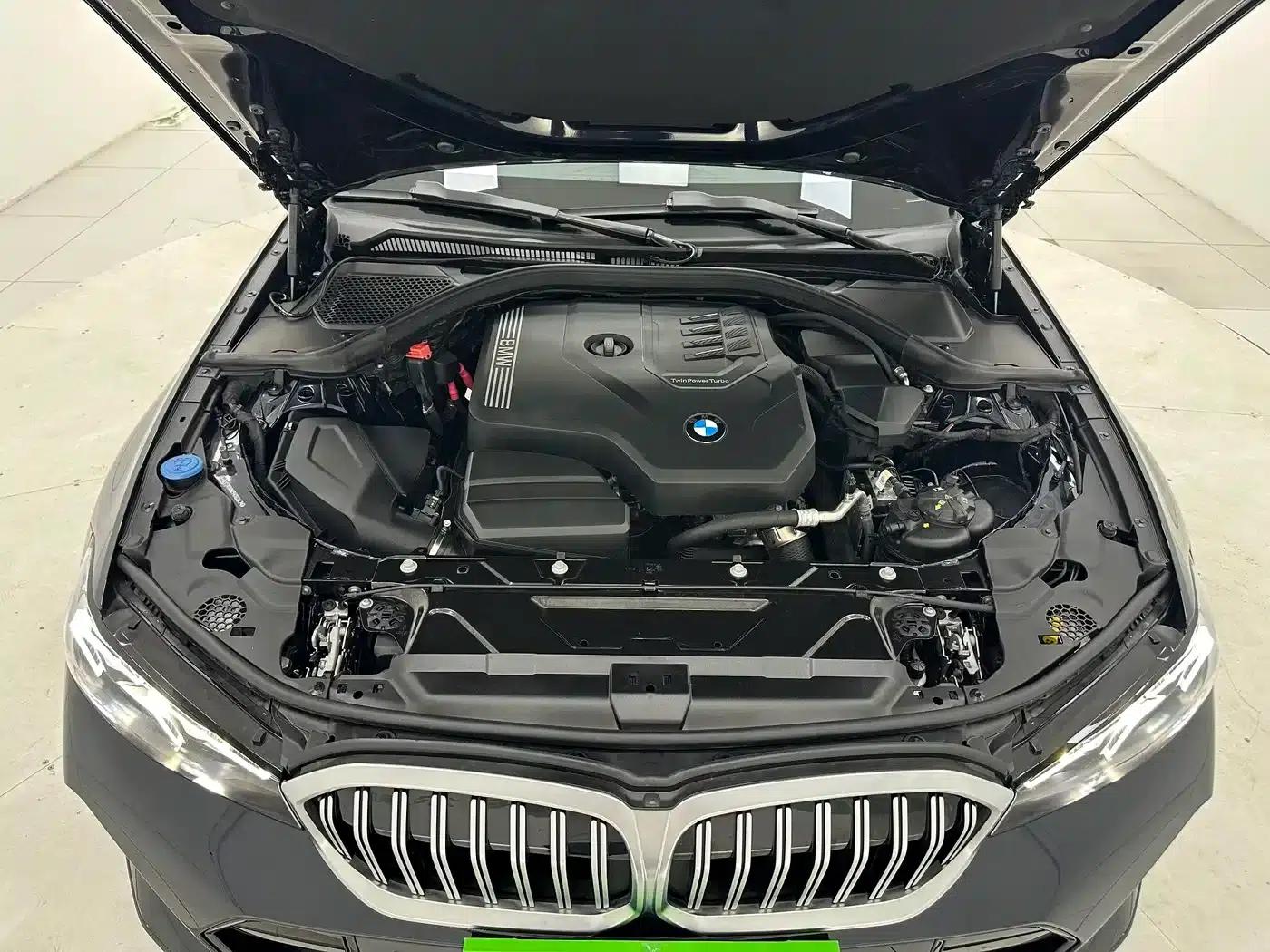 2023 BMW 3 Series 320Li M Sport Package — миниатюра 18