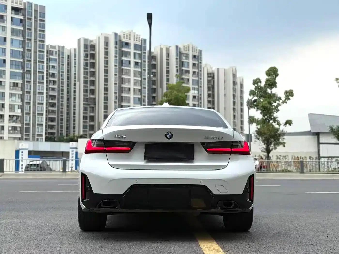 2025 BMW 3 Series 330Li M Sport Shadow Edition — миниатюра 9