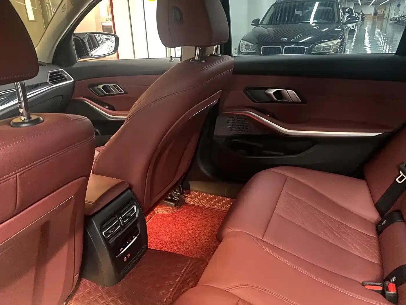 2024 BMW 3 Series 320Li M Sport Package — миниатюра 13