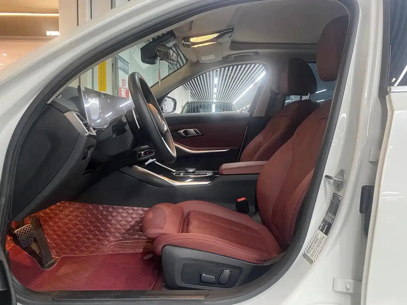 2024 BMW 3 Series 320Li M Sport Package — миниатюра 4