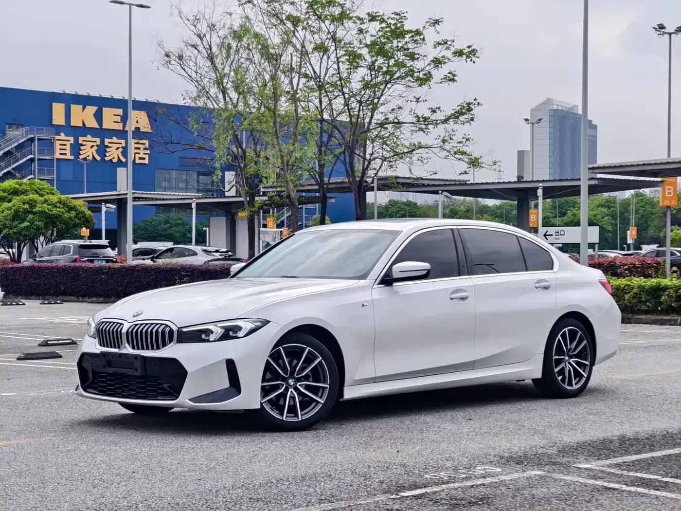 2023 BMW 3 Series 320Li M Sport Package — миниатюра 1