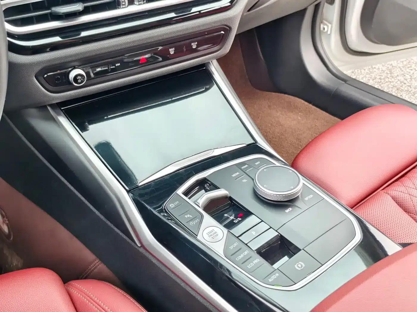 2023 BMW 3 Series 320Li M Sport Package — миниатюра 16