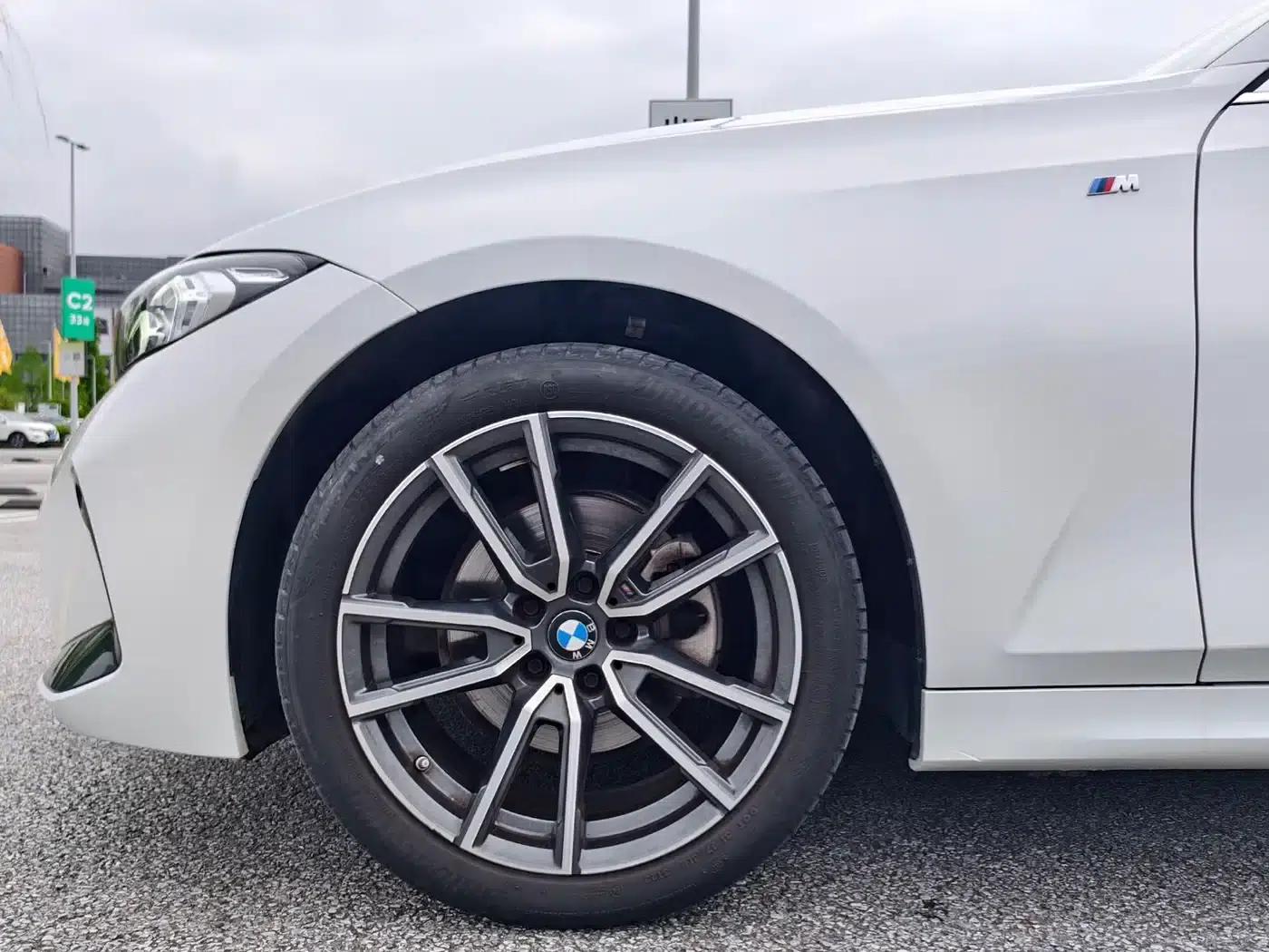 2023 BMW 3 Series 320Li M Sport Package — миниатюра 7