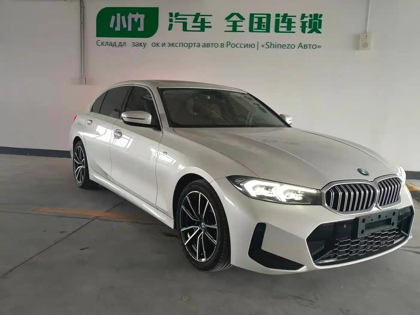 2023 BMW 3 Series 320Li M Sport Package — миниатюра 2