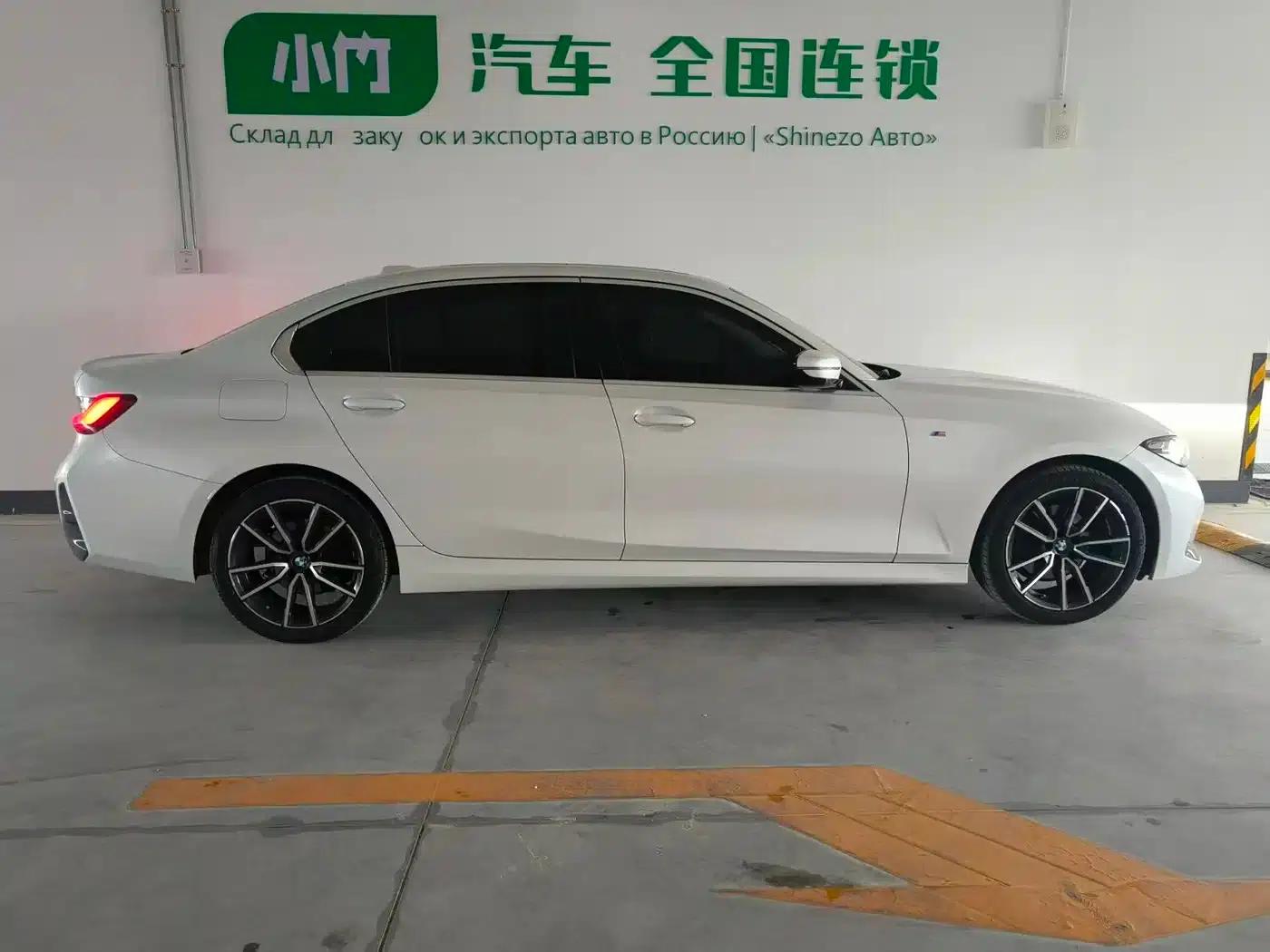 2023 BMW 3 Series 320Li M Sport Package — миниатюра 7