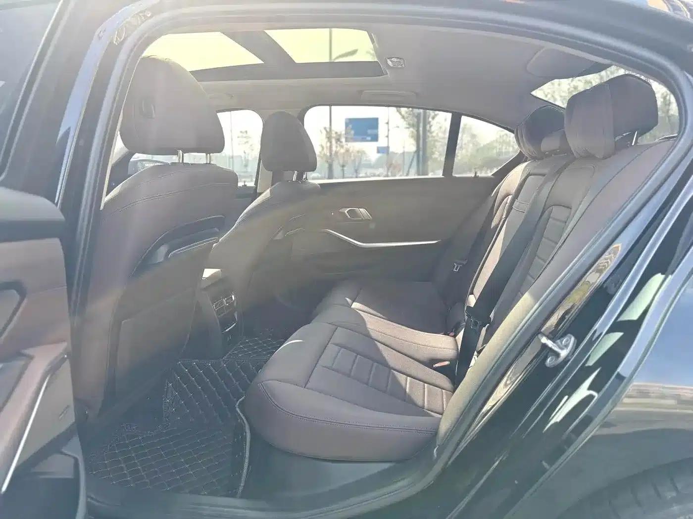2021 BMW 3 Series 325Li M Sport Package — миниатюра 6