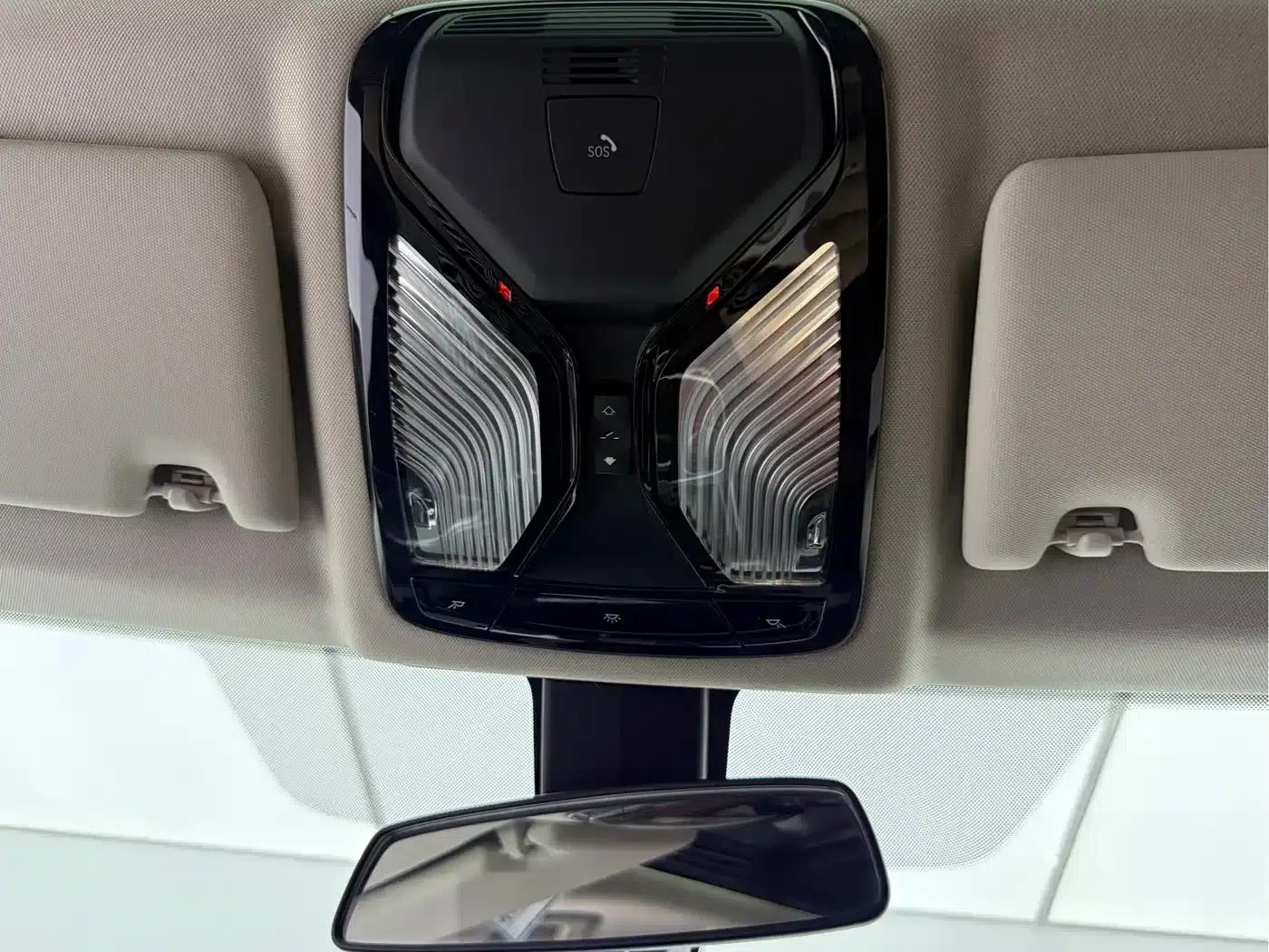 2023 BMW 3 Series 320Li M Sport Package — миниатюра 17