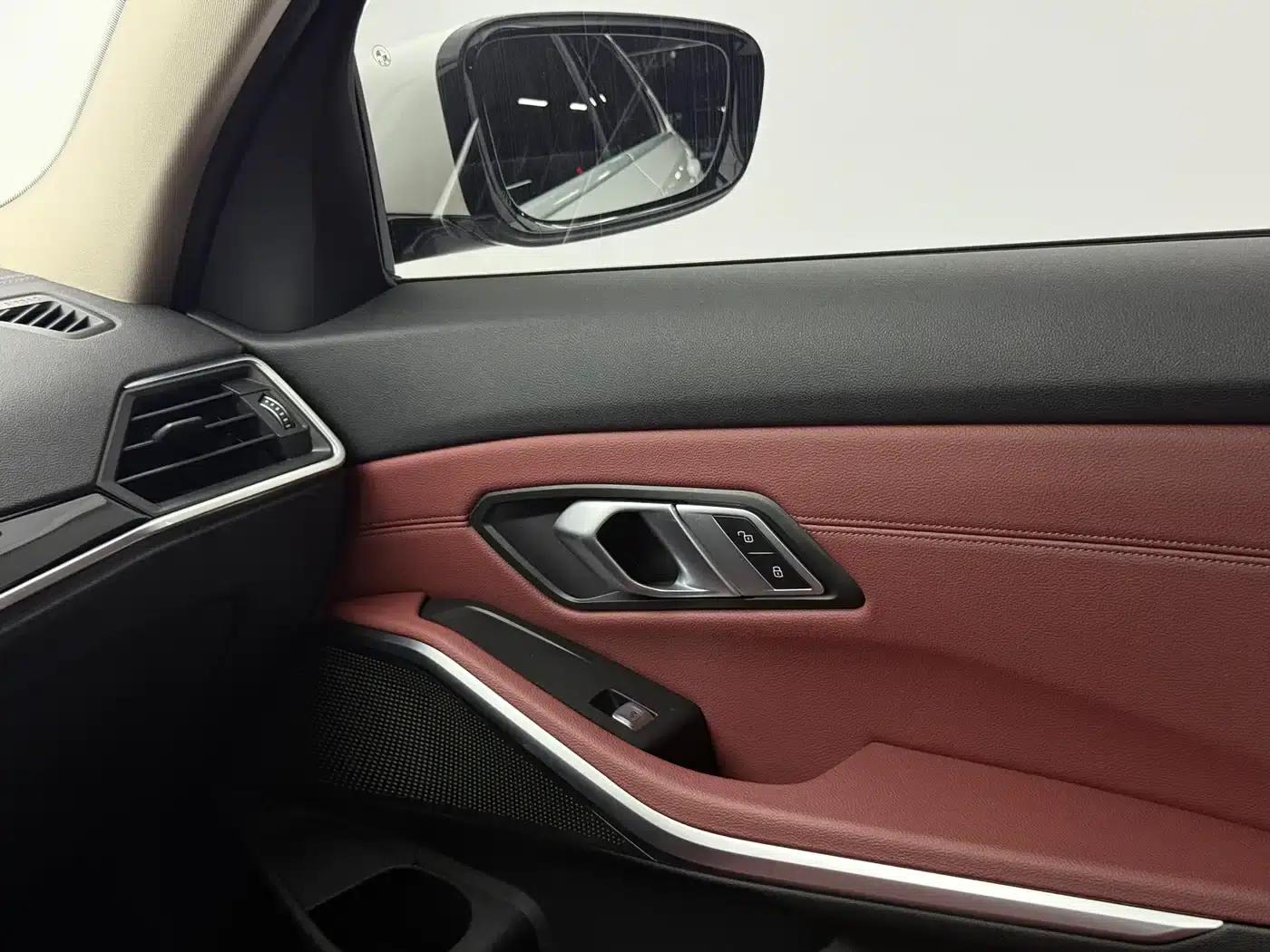 2023 BMW 3 Series 320Li M Sport Package — миниатюра 9