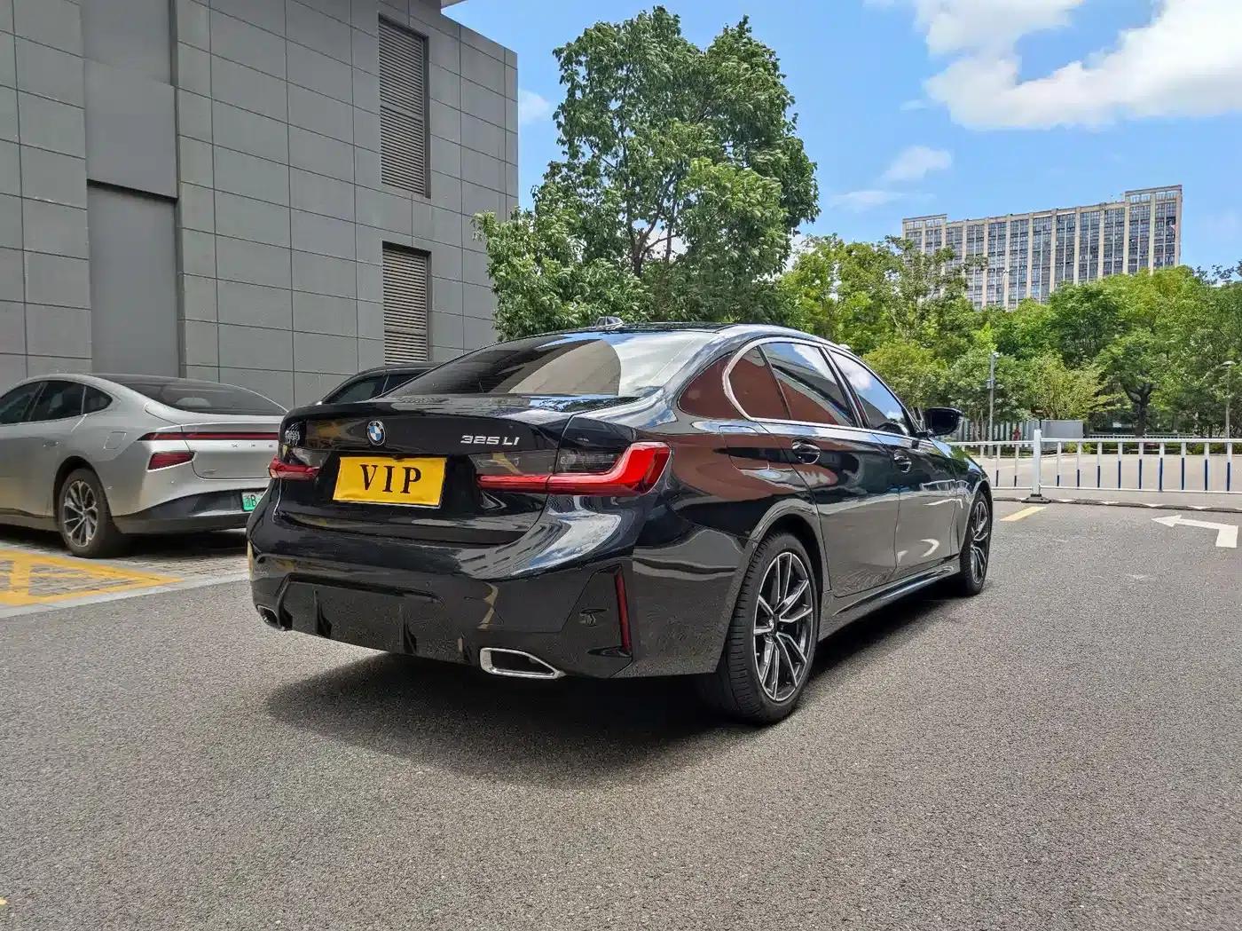 2023 BMW 3 Series 325Li M Sport Package — миниатюра 14
