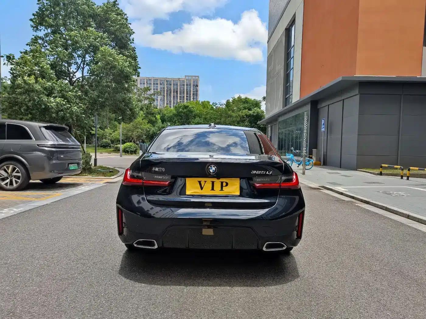 2023 BMW 3 Series 325Li M Sport Package — миниатюра 15