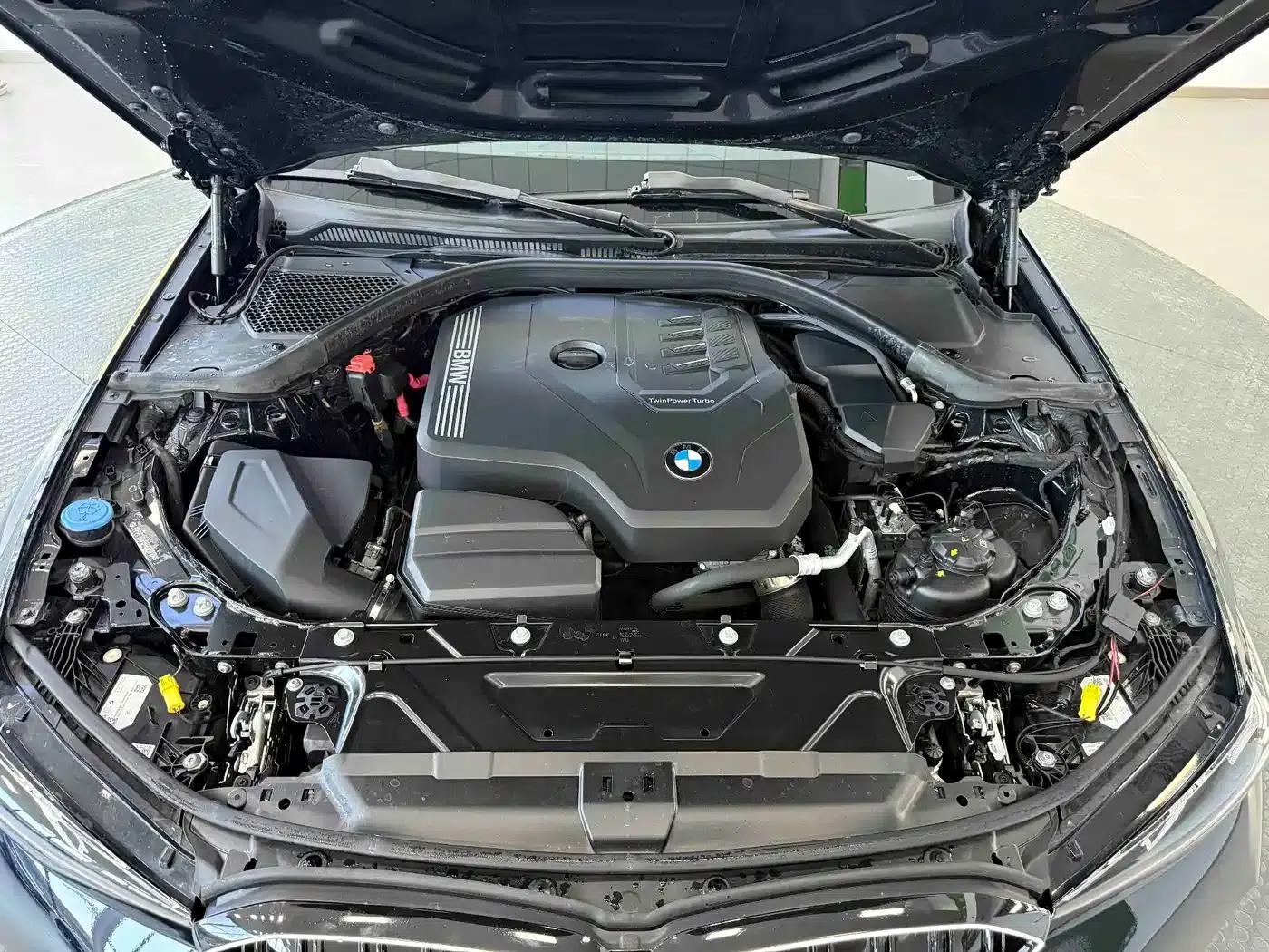 2023 BMW 3 Series 320Li M Sport Package — миниатюра 17