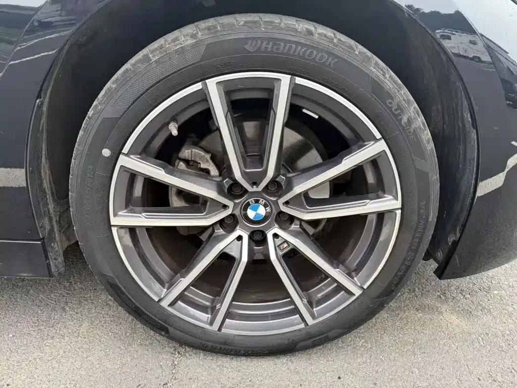 2023 BMW 3 Series 320Li M Sport Package — миниатюра 18