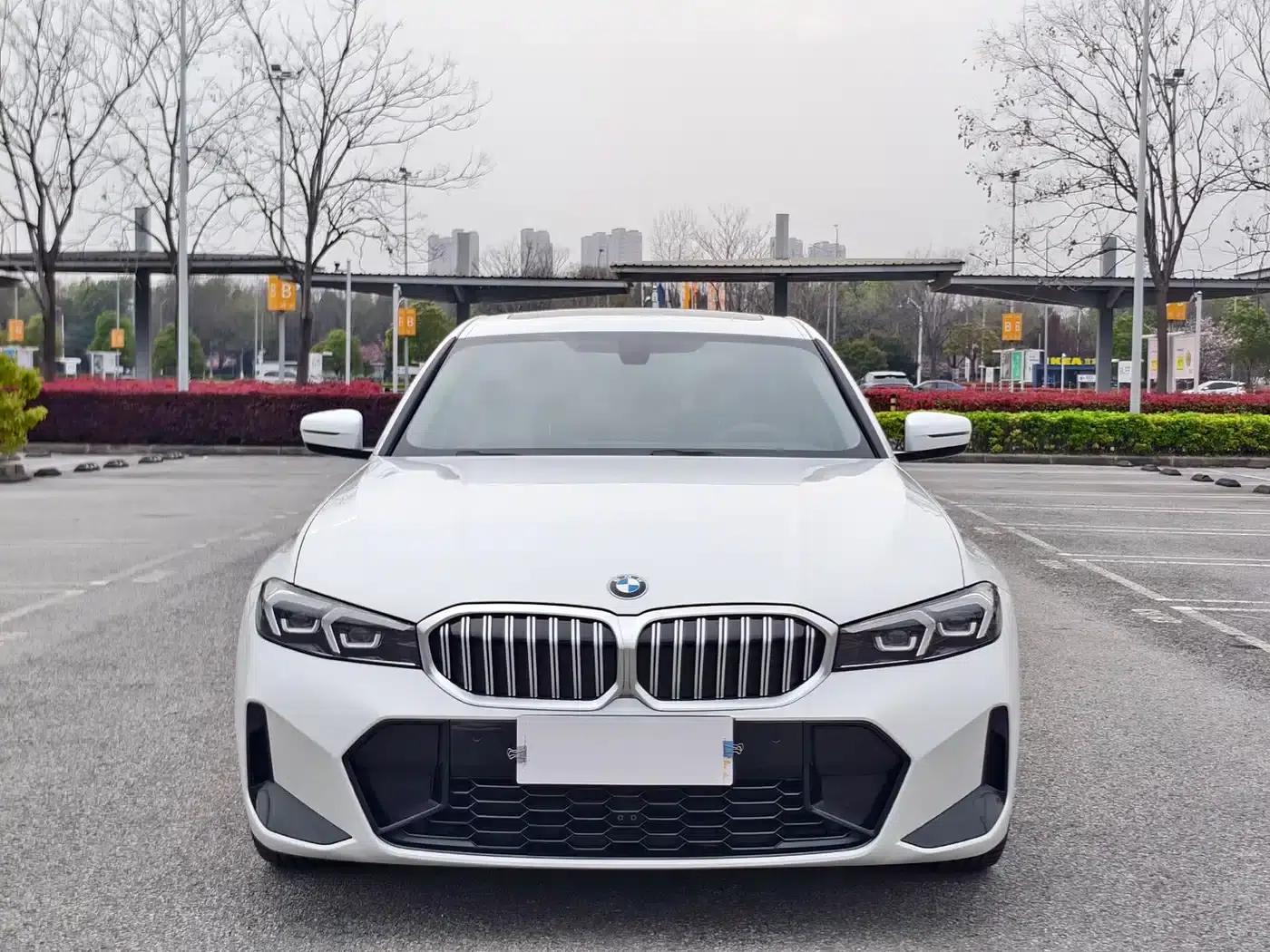 2024 BMW 3 Series 320Li M Sport Package — миниатюра 2