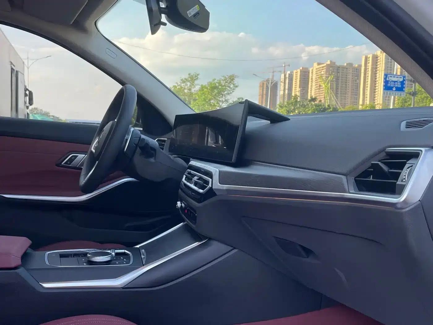 2024 BMW 3 Series 325i M Sport Package — миниатюра 14