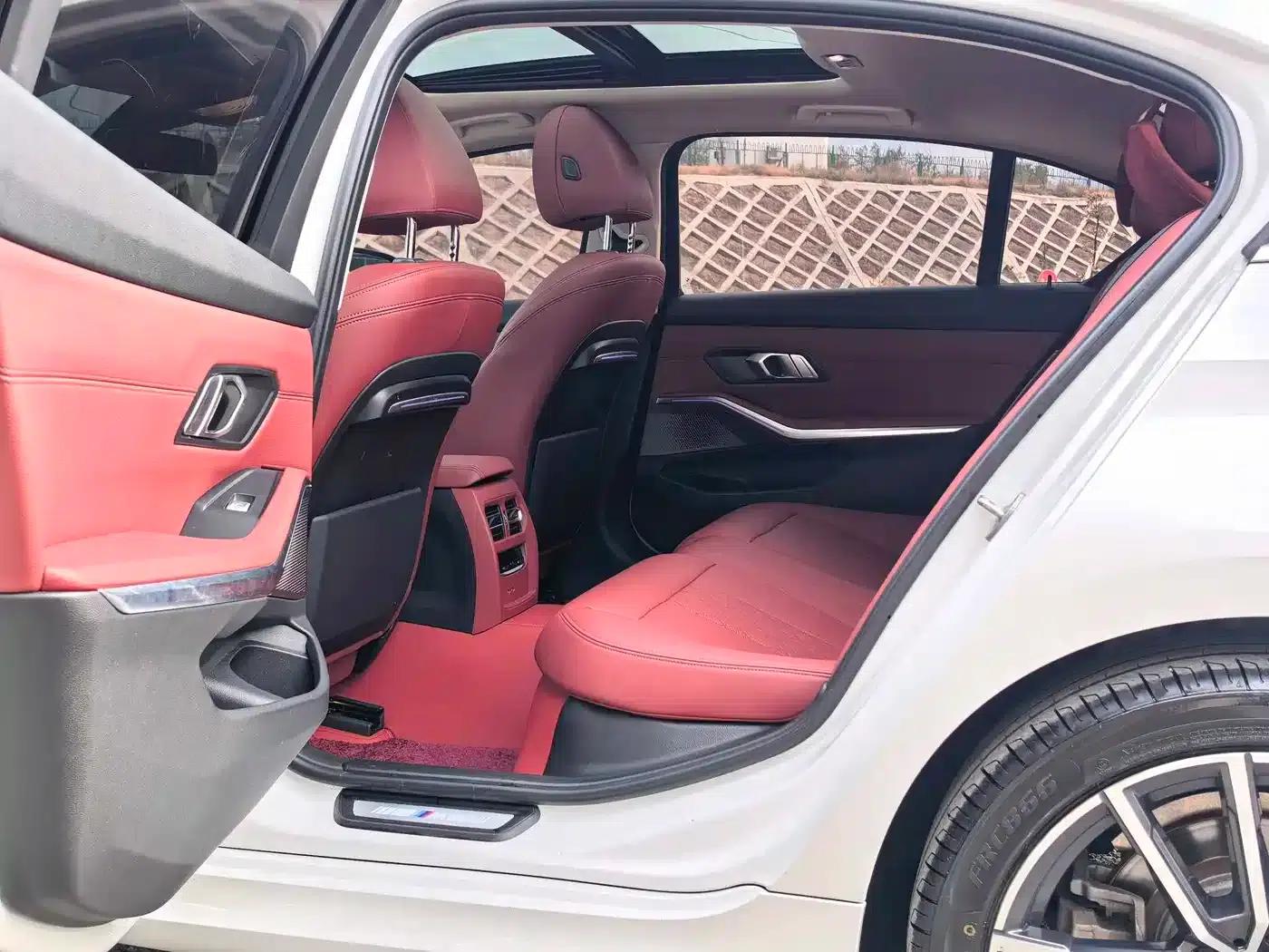 2022 BMW 3 Series 325Li M Sport Package — миниатюра 12