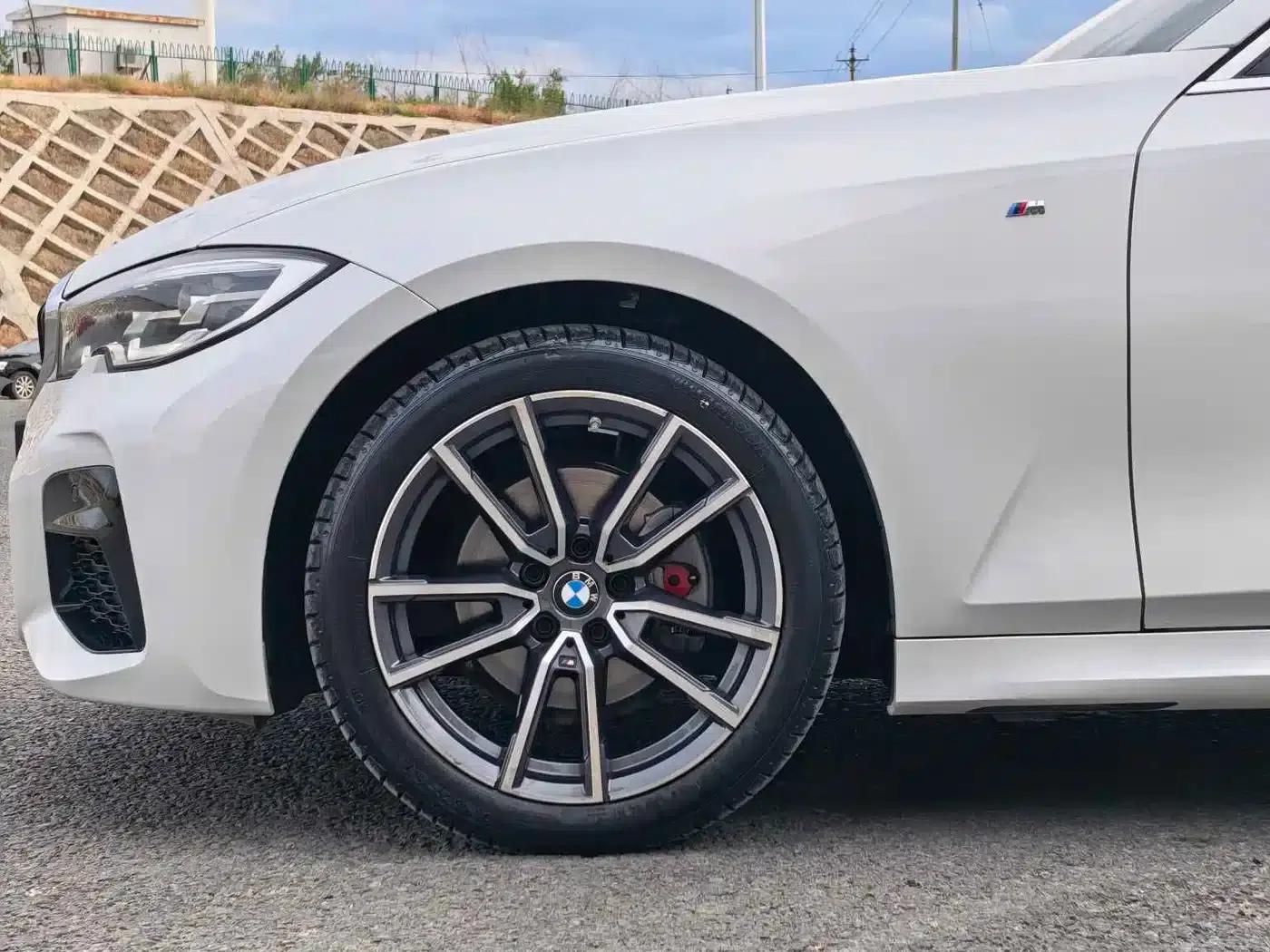 2022 BMW 3 Series 325Li M Sport Package — миниатюра 13