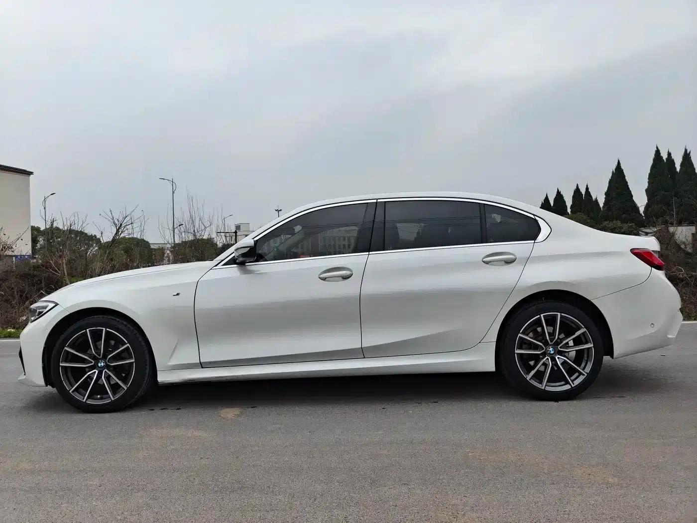 2020 BMW 3 Series 325Li M Sport Package — миниатюра 3