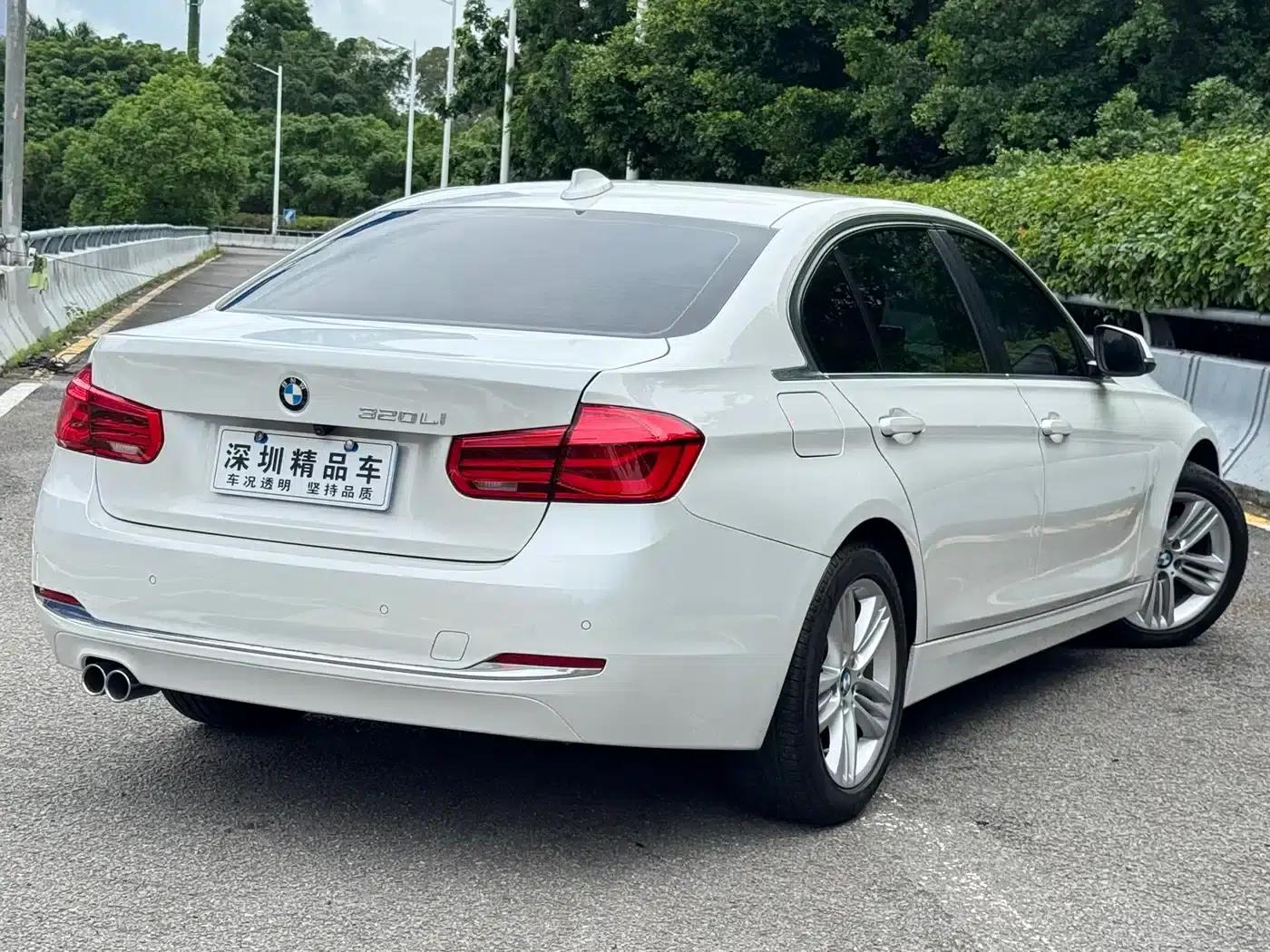 2017 BMW 3 Series 320Li Fashion Edition — миниатюра 5