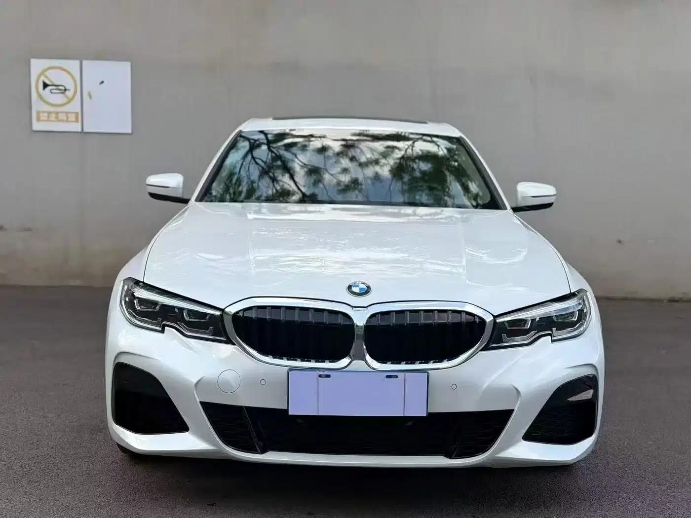 2022 BMW 3 Series 325Li M Sport Package — миниатюра 2