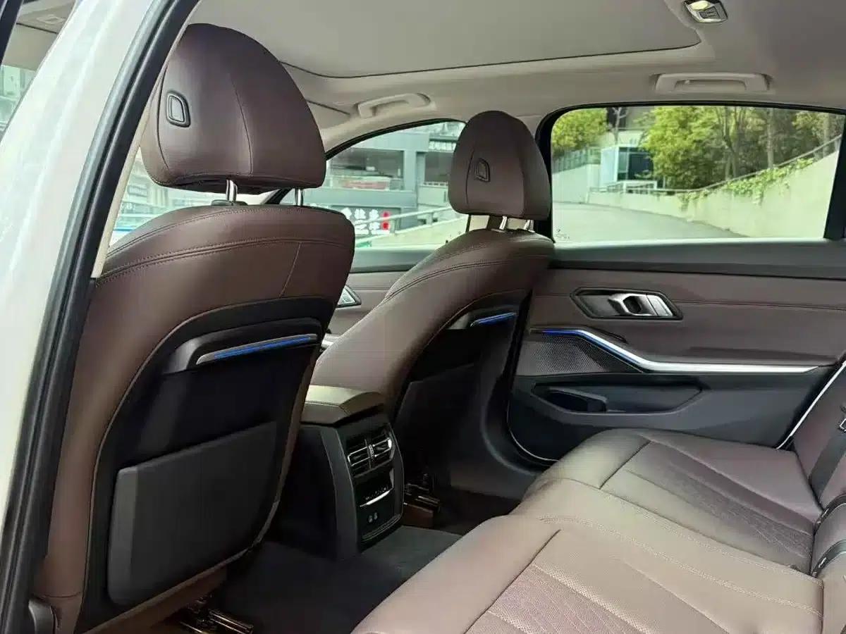 2022 BMW 3 Series 325Li M Sport Package — миниатюра 6