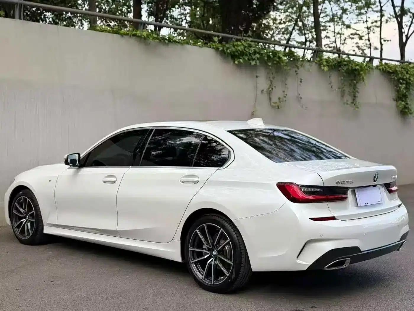 2022 BMW 3 Series 325Li M Sport Package — миниатюра 7
