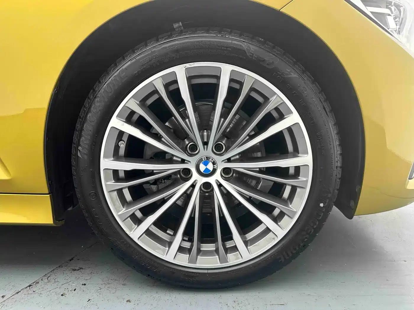 2022 BMW 3 Series 320i Sport Package — миниатюра 8