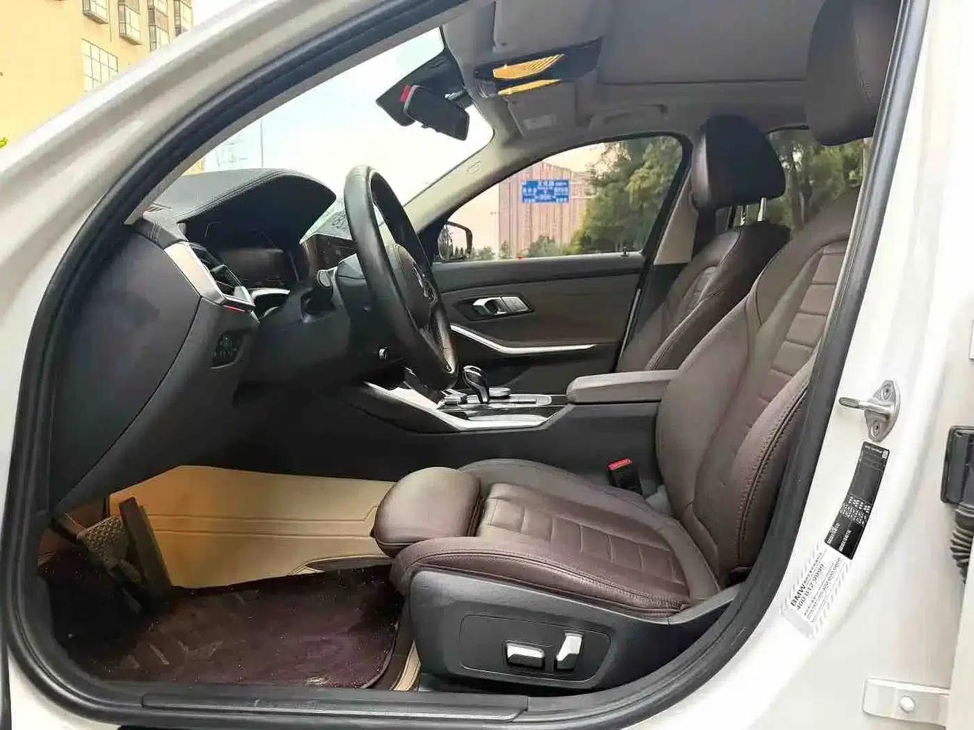 2020 BMW 3 Series 325i M Sport Package — миниатюра 4