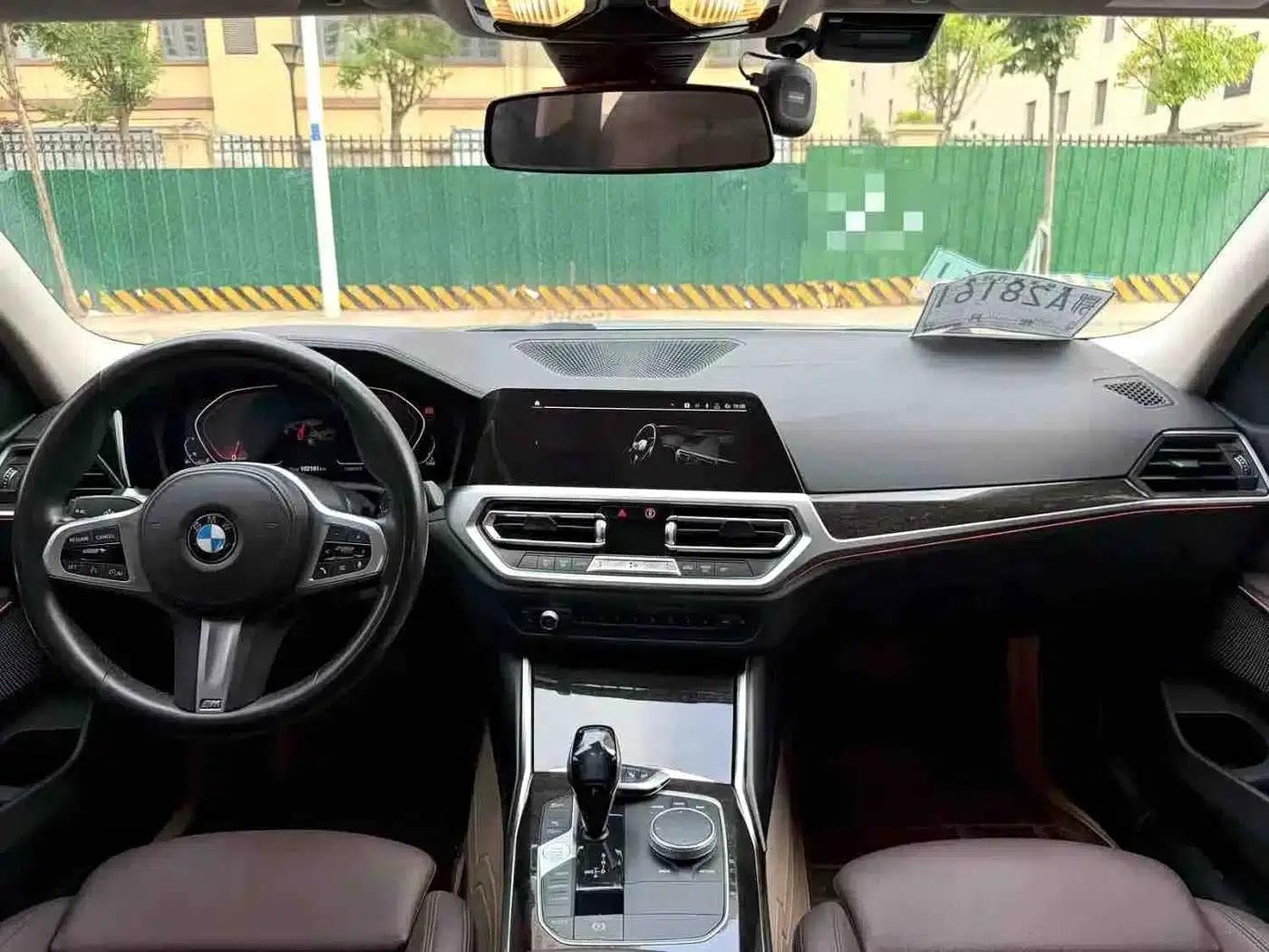 2020 BMW 3 Series 325i M Sport Package — миниатюра 5