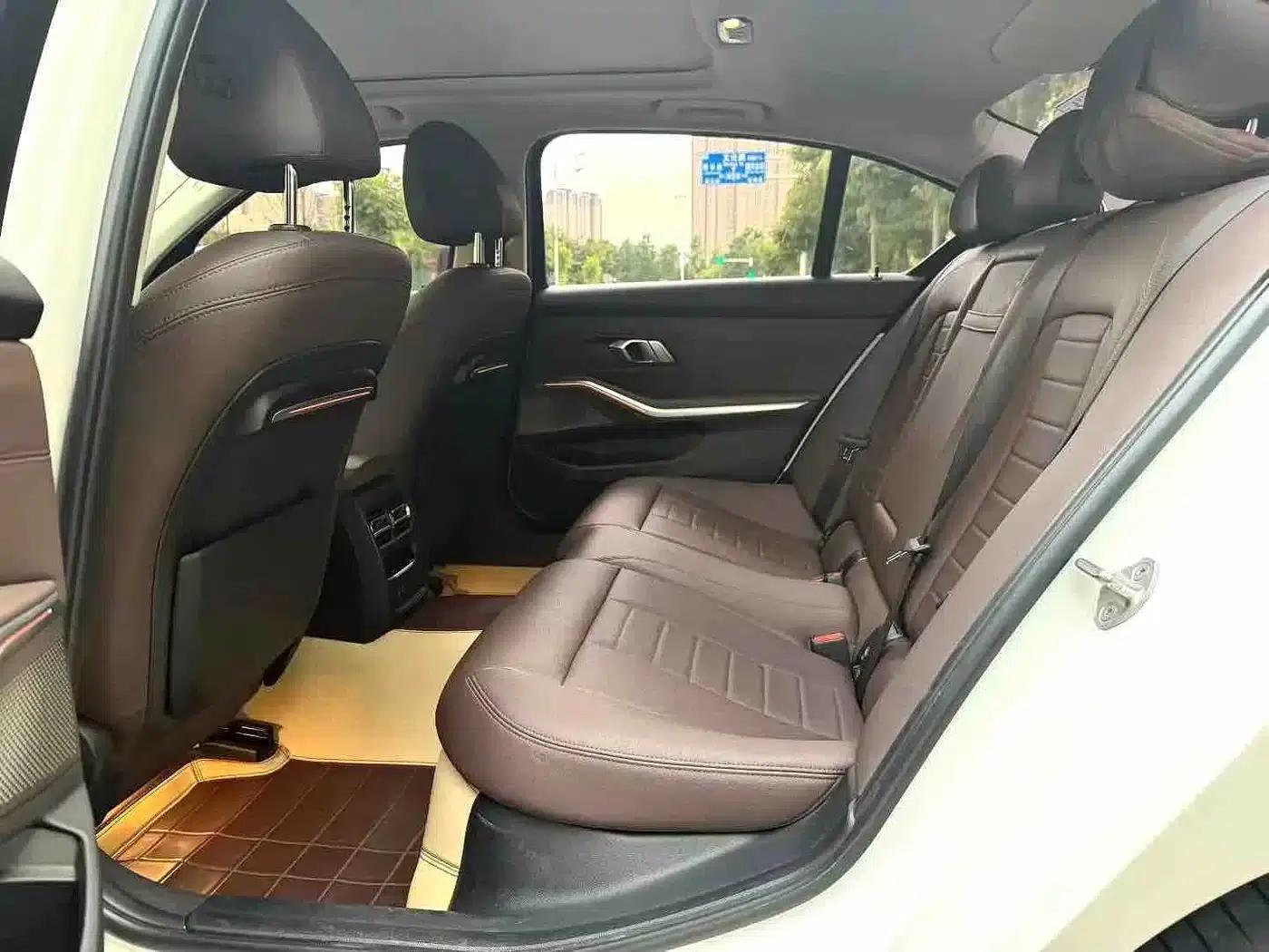 2020 BMW 3 Series 325i M Sport Package — миниатюра 6