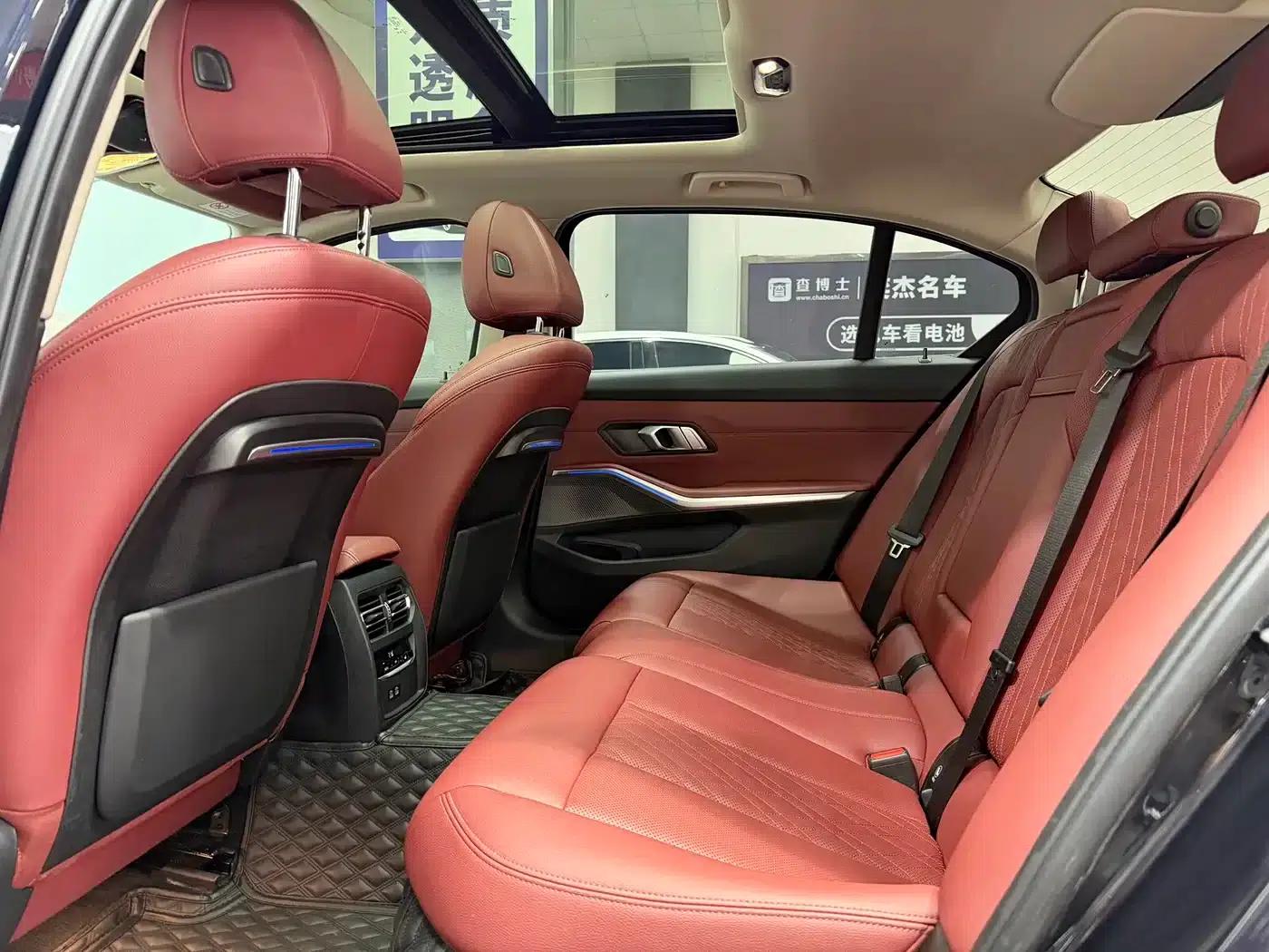 2022 BMW 3 Series 325Li M Sport Package — миниатюра 6
