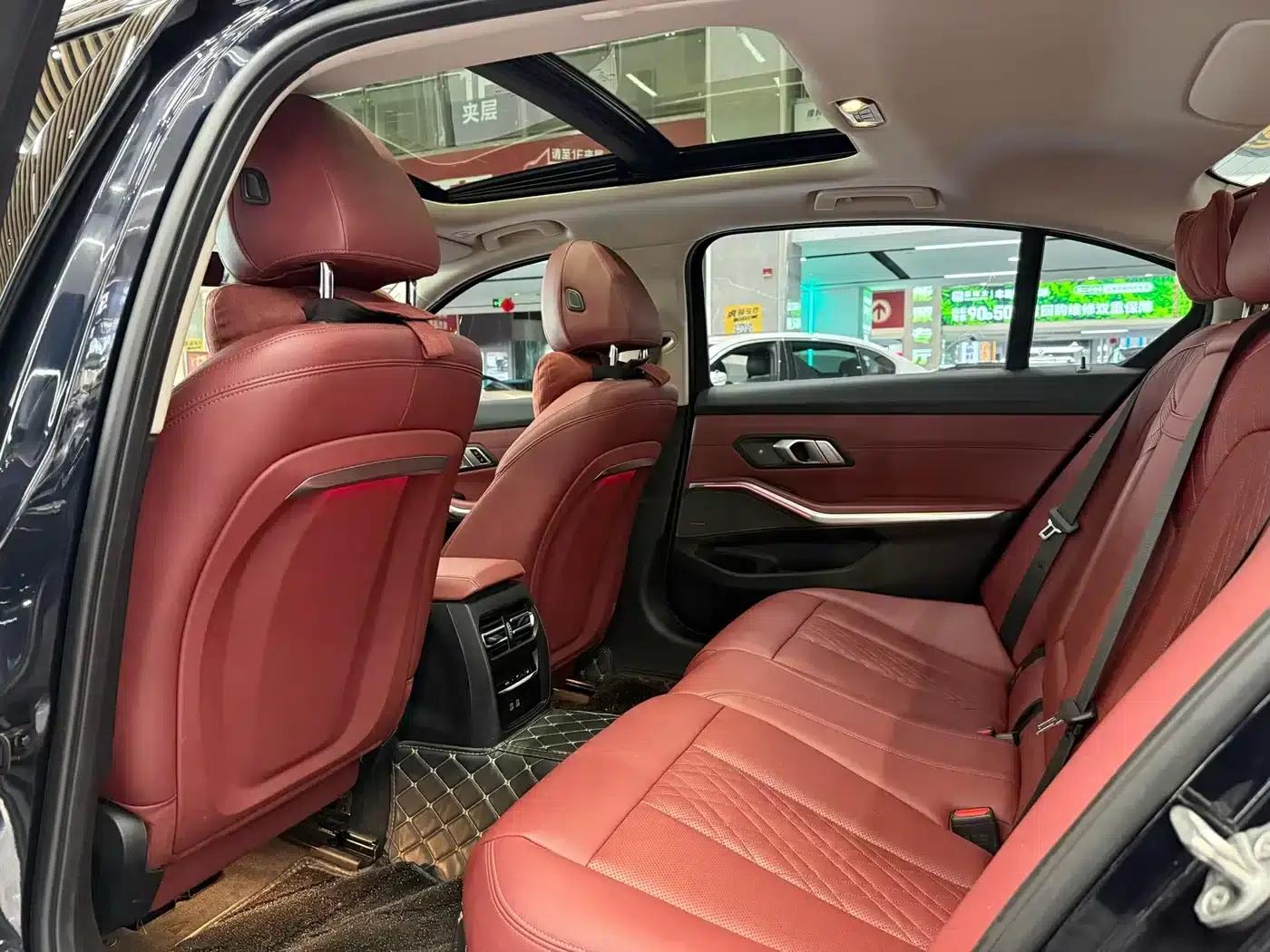 2024 BMW 3 Series 325i M Sport Shadow Edition — миниатюра 5