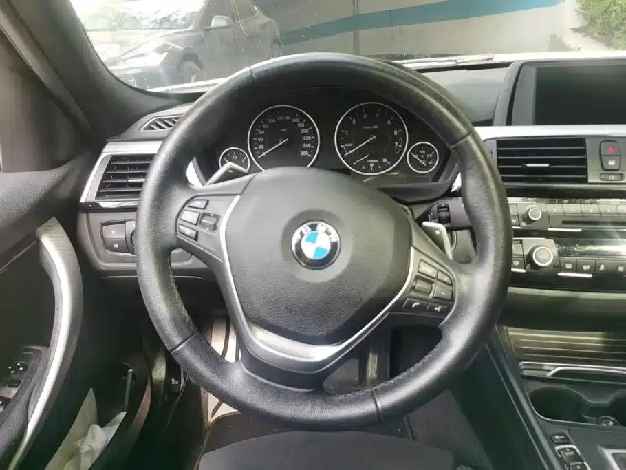 2017 BMW 3 Series 320i M Sport — миниатюра 15