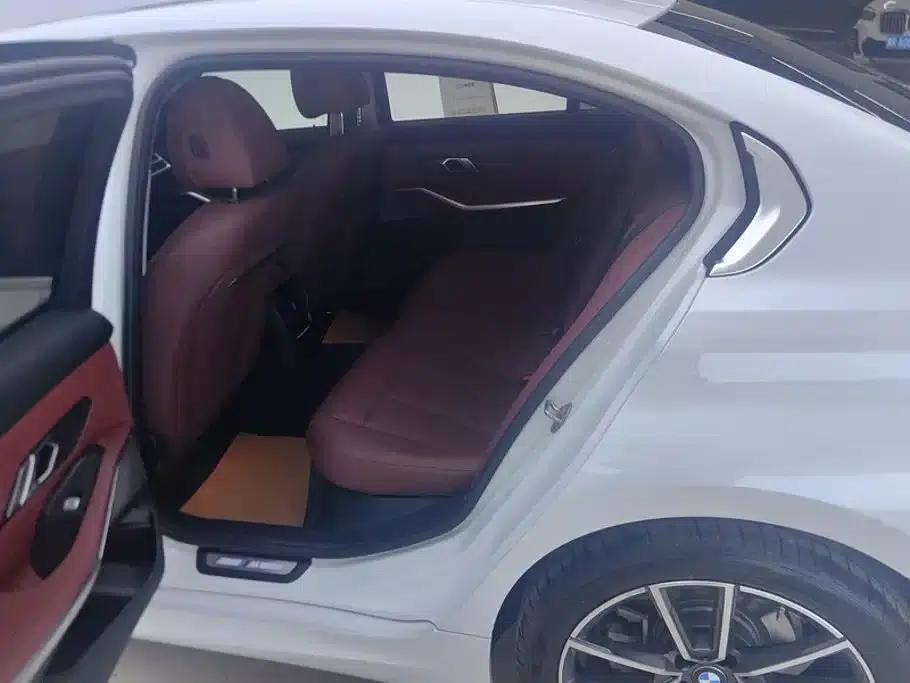 2025 BMW 3 Series 325Li M Sport Package — миниатюра 11