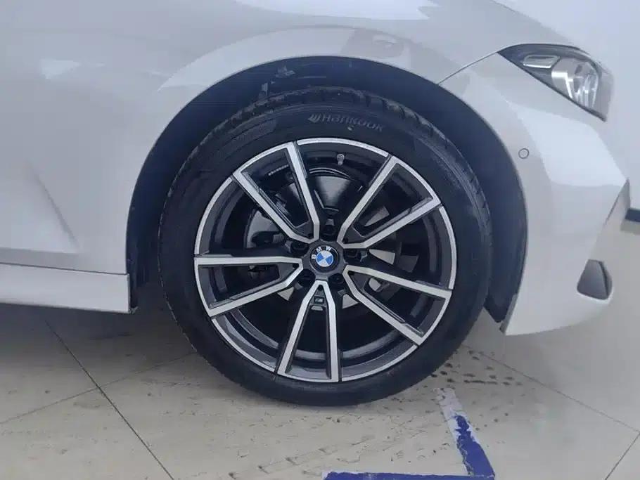 2025 BMW 3 Series 325Li M Sport Package — миниатюра 6