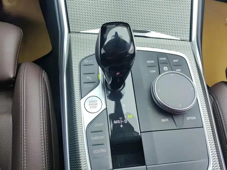 2022 BMW 3 Series 325Li M Sport Shadow Edition — миниатюра 16