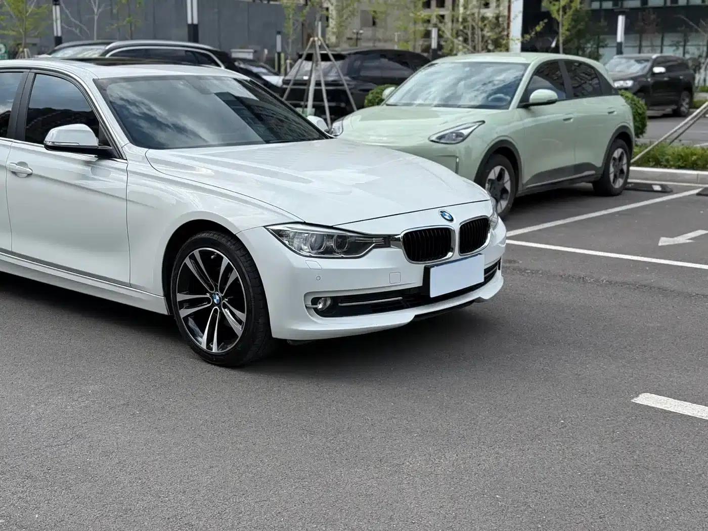 BMW 3 Series 2014 320Li Fashion Edition — миниатюра 5