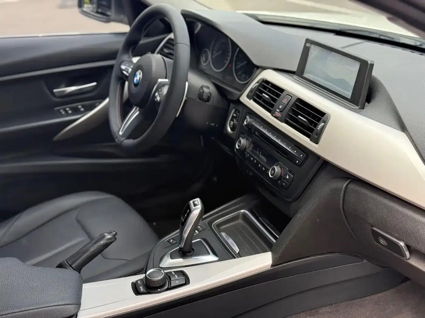 BMW 3 Series 2014 320Li Fashion Edition — миниатюра 10