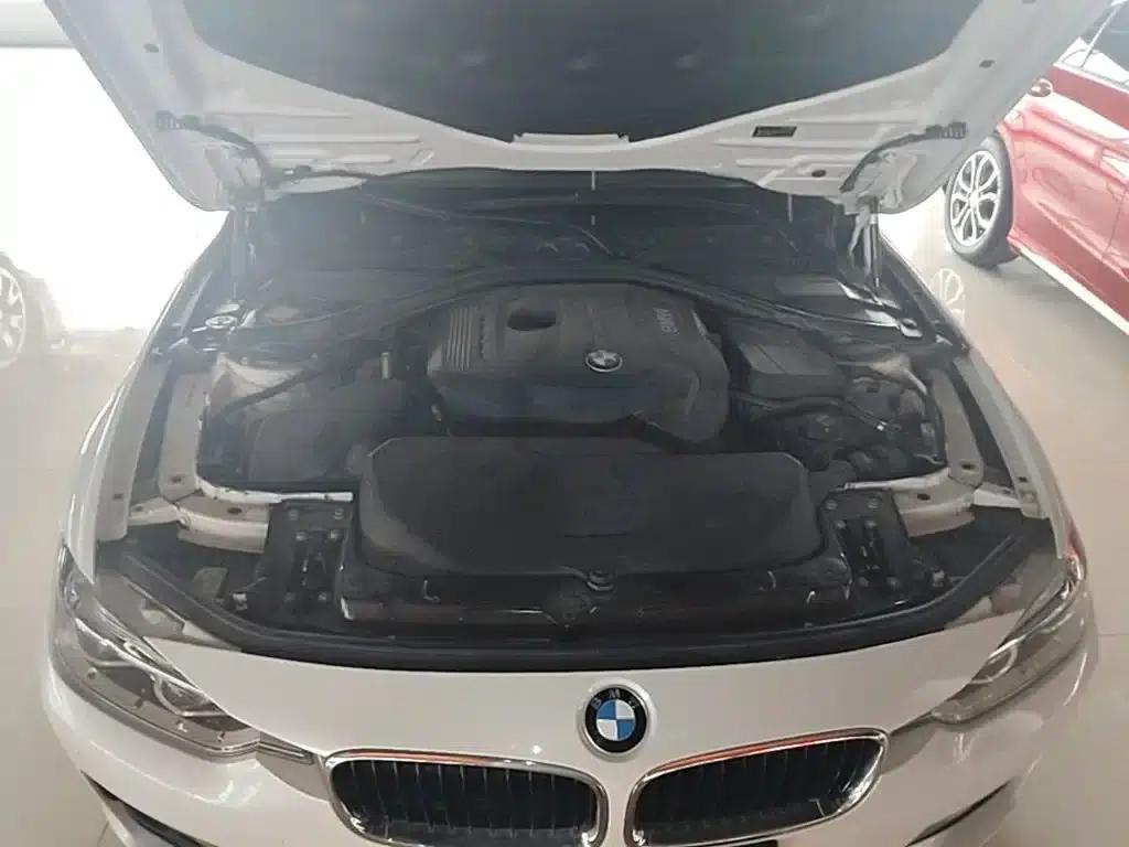 2017 BMW 3 Series 320Li Fashion Edition — миниатюра 16