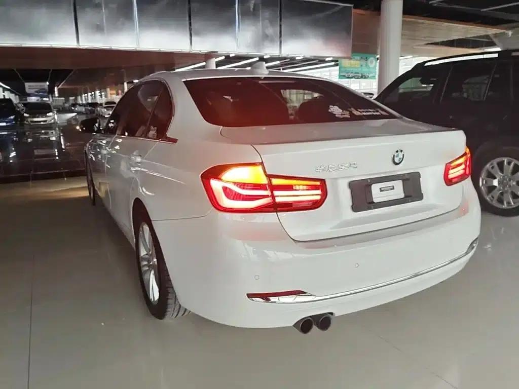2017 BMW 3 Series 320Li Fashion Edition — миниатюра 23