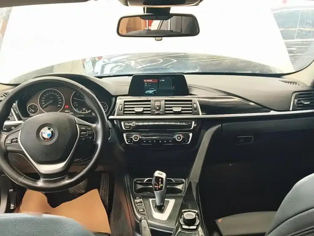 BMW 3 Series 2018 320Li Fashion Edition — миниатюра 6